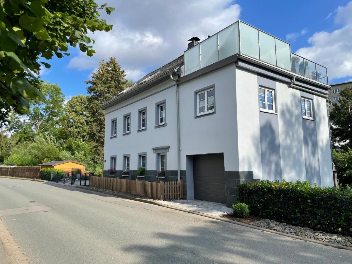 Ferienhaus Villa Adelsberg Mit Dachterrasse In Zentraler Lage Fuer Bis Zu 10 Personen Chemnitz Exteriör bild