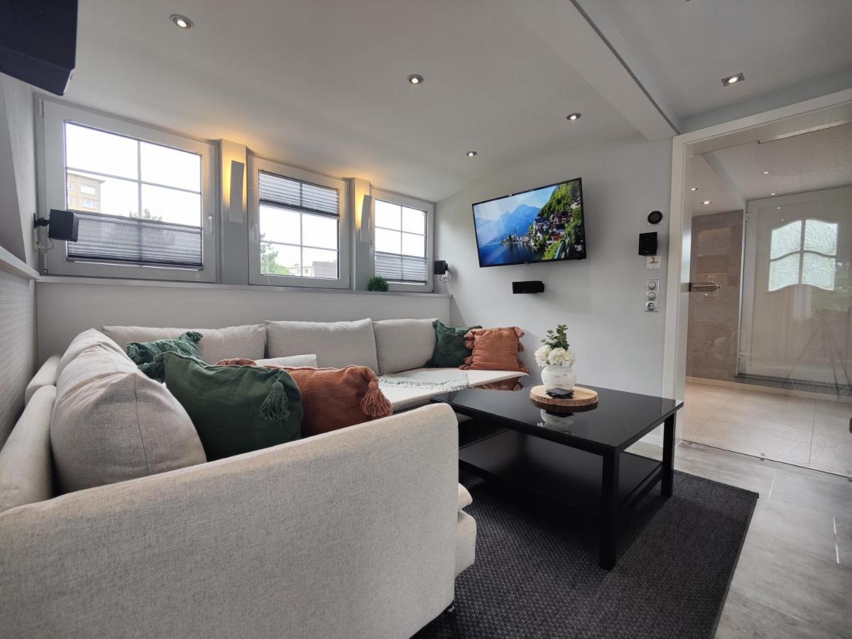 Ferienhaus Villa Adelsberg Mit Dachterrasse In Zentraler Lage Fuer Bis Zu 10 Personen Chemnitz Exteriör bild