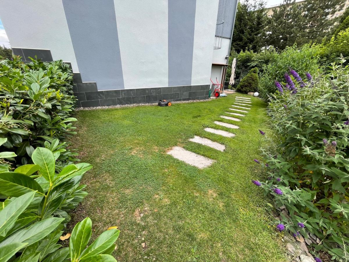 Ferienhaus Villa Adelsberg Mit Dachterrasse In Zentraler Lage Fuer Bis Zu 10 Personen Chemnitz Exteriör bild