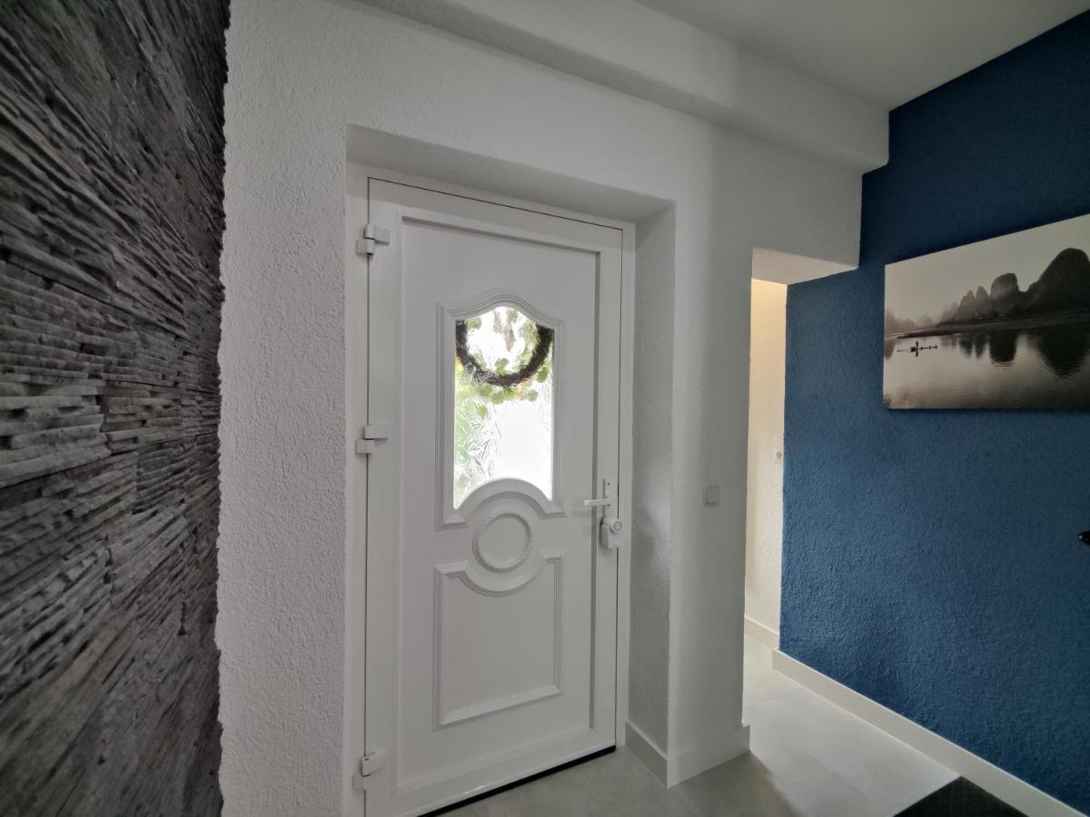 Ferienhaus Villa Adelsberg Mit Dachterrasse In Zentraler Lage Fuer Bis Zu 10 Personen Chemnitz Exteriör bild