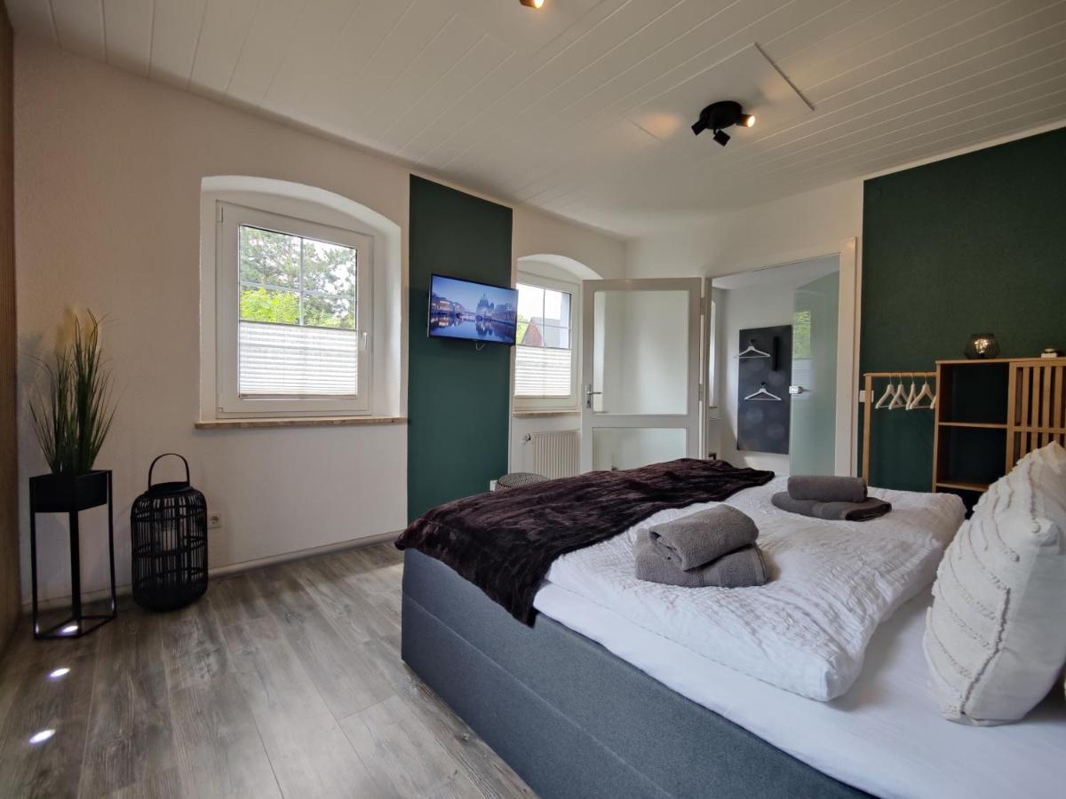 Ferienhaus Villa Adelsberg Mit Dachterrasse In Zentraler Lage Fuer Bis Zu 10 Personen Chemnitz Exteriör bild
